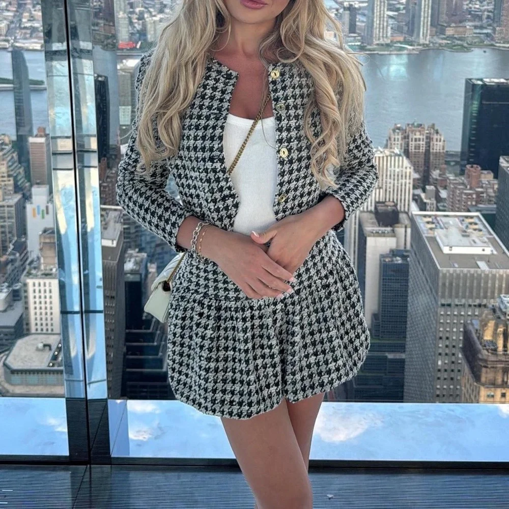 Zara NWT houndstooth blazer and miniskirt set Size L
Ref 1131/151 preppy party - Picture 2 of 13